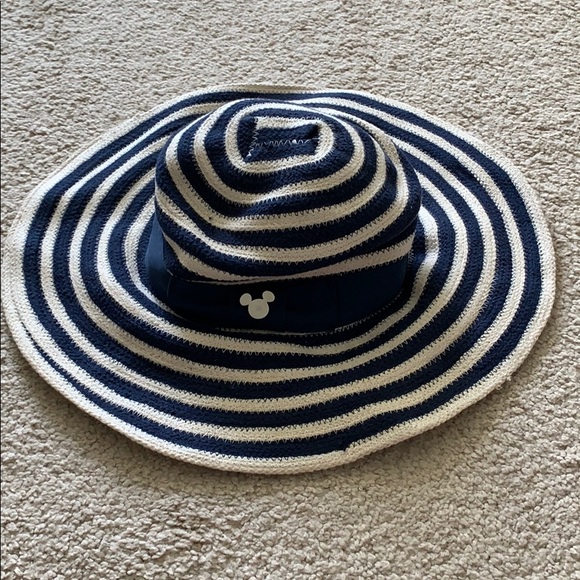disney beach hat